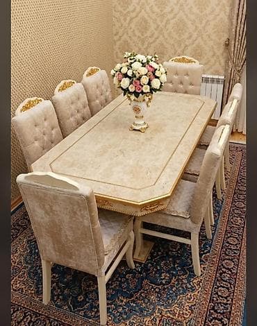 Qonaq otağı üçün, İşlənmiş, Kvadrat masa, 8 stul lalafo.az -da Qonaq otağı üçün, İşlənmiş, Kvadrat masa, 8 stul