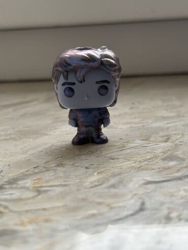 Stranger things kinder Steve upside Down lalafo.az -da Stranger things kinder Steve upside Down