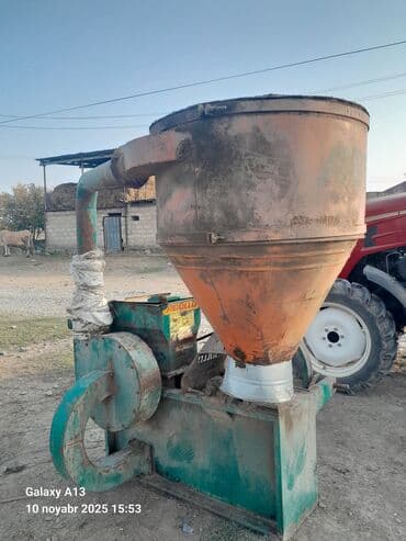 Abollo yem üyüdüb‑qarışdıran (çəkicli dəyirman) aqreqatı - Təyinat lalafo.az -da Abollo yem üyüdüb‑qarışdıran (çəkicli dəyirman) aqreqatı - Təyinat