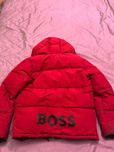 Qırmızı BOSS uşaq qış gödəkçəsi. Ispaniyada Boss magazasinda alinib - lalafo.az -da Qırmızı BOSS uşaq qış gödəkçəsi. Ispaniyada Boss magazasinda alinib -