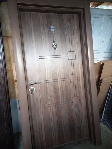 Türk istehsalı olan MDF tipli Seyf qapı petlə sayı 3 zamoku ruckası lalafo.az -da Türk istehsalı olan MDF tipli Seyf qapı petlə sayı 3 zamoku ruckası