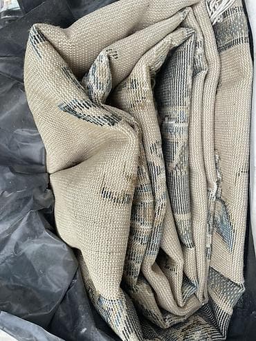 5*4 xalça, keçen il alinib - Material: qalın toxunma, sıx lifli at lalafo.az 5*4 xalça, keçen il alinib - Material: qalın toxunma, sıx lifli