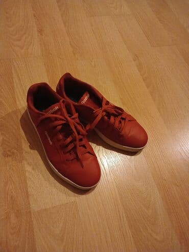 Krasofkalar və idman ayaqqabıları lalafo.az -da Krasofkalar və idman ayaqqabıları