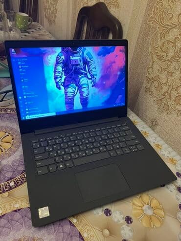 Lenovo noutbuk - Rəng: qara, nazik və yığcam korpus - Ekran: təxminən lalafo.az -da Lenovo noutbuk - Rəng: qara, nazik və yığcam korpus - Ekran: təxminən