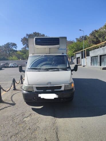 Ford Transit: 2.4 l | 2004 il 450000 km Universal lalafo.az -da Ford Transit: 2.4 l | 2004 il 450000 km Universal