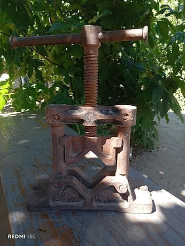 Məhsul: Dəzgah üçün mexaniki vintli pres (vida mexanizmi ilə) Təsvir at lalafo.az Məhsul: Dəzgah üçün mexaniki vintli pres (vida mexanizmi ilə) Təsvir