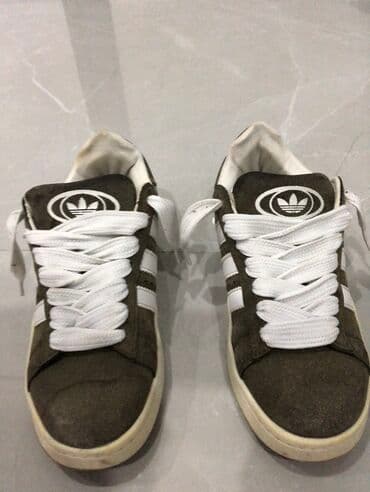 Adidas campus krasovkalar original keyfiyeti yaxsidi yarim ildi lalafo.az -da Adidas campus krasovkalar original keyfiyeti yaxsidi yarim ildi