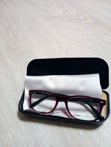 TECILI SATILIR!! Sifariwle gelen eynekdi olcusu +1.5 cercivesi lalafo.az -da TECILI SATILIR!! Sifariwle gelen eynekdi olcusu +1.5 cercivesi