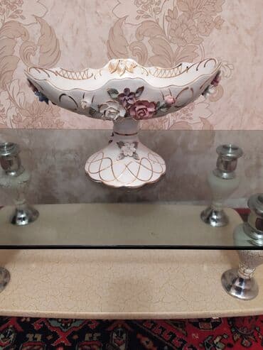 Dekorativ porselen meyvə qabı/konfet qabı - Material: keyfiyyətli lalafo.az -da Dekorativ porselen meyvə qabı/konfet qabı - Material: keyfiyyətli