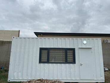 Uzunluğu - 6 m eni - 2.4 m, hündürlüyü - 3 m. Yeni konteynerdir lalafo.az -da Uzunluğu - 6 m eni - 2.4 m, hündürlüyü - 3 m. Yeni konteynerdir