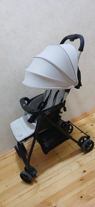 Klassik gəzinti arabası, Chicco, İşlənmiş, Ünvandan götürmə lalafo.az -da Klassik gəzinti arabası, Chicco, İşlənmiş, Ünvandan götürmə