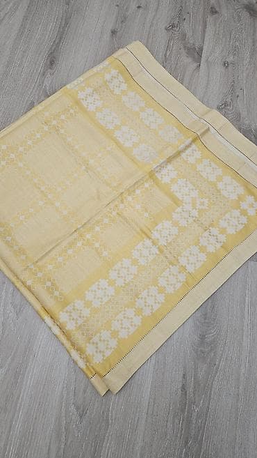 Məhsul: Naxışlı masa örtükləri dəsti Təsvir: - Klassik jacquard lalafo.az -da Məhsul: Naxışlı masa örtükləri dəsti Təsvir: - Klassik jacquard