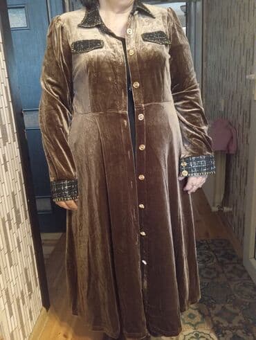 Qadınlar üçün uzun paltar/plaş tipli kardiqan - Material: yumşaq və lalafo.az -da Qadınlar üçün uzun paltar/plaş tipli kardiqan - Material: yumşaq və