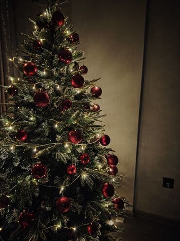 Yolka ağacı – LED işıqlı, bəzək dəstli - Realistik şam formasında lalafo.az -da Yolka ağacı – LED işıqlı, bəzək dəstli - Realistik şam formasında