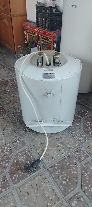 Ariston 50 l, İşlənmiş, Kredit yoxdur, Ünvandan götürmə lalafo.az -da Ariston 50 l, İşlənmiş, Kredit yoxdur, Ünvandan götürmə