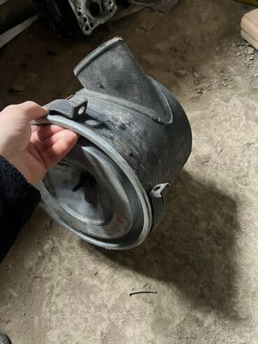 Mühərrikin hava filterləri: Ağır texnika üçün hava filtri korpusu (metall qapaqlı)Nissan Patrol lalafo.az -da — 3 Mühərrikin hava filterləri: Ağır texnika üçün hava filtri korpusu (metall qapaqlı)Nissan Patrol — 3