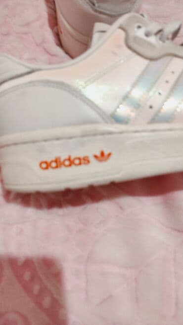 Adidas, Ölçü: 41.5, rəng - Ağ, Yeni lalafo.az -da Adidas, Ölçü: 41.5, rəng - Ağ, Yeni