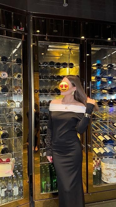 Qadın axşam libası - Rəng: qara, yuxarı hissədə kontrast ağ bant lalafo.az -da Qadın axşam libası - Rəng: qara, yuxarı hissədə kontrast ağ bant