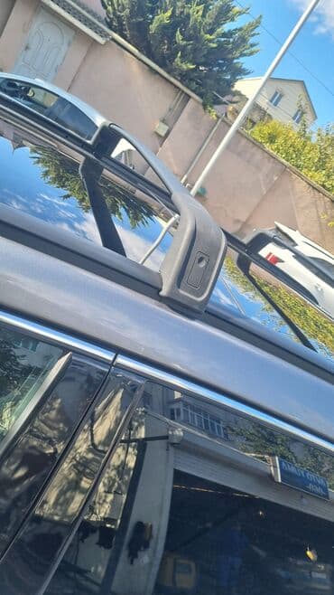 Universal damarlı relslər üçün avtomobil dam üstü baqaj relsləri - lalafo.az -da Universal damarlı relslər üçün avtomobil dam üstü baqaj relsləri -