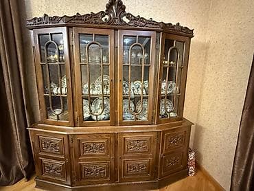 Klassik taxta servant (bufet) satılır. Ev şəraitində istifadə olunmuş lalafo.az -da Klassik taxta servant (bufet) satılır. Ev şəraitində istifadə olunmuş