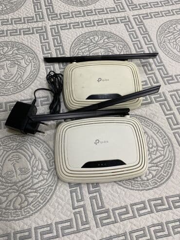 Intrrnet modemi. islek veziyyetde. ikisi birlikde satilir lalafo.az -da Intrrnet modemi. islek veziyyetde. ikisi birlikde satilir