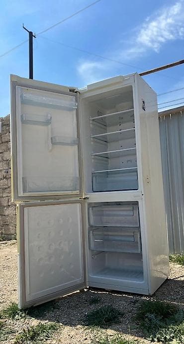 İkiqapılı soyuducu - Aşağıda dondurucu, yuxarıda soyuducu bölmə lalafo.az -da İkiqapılı soyuducu - Aşağıda dondurucu, yuxarıda soyuducu bölmə