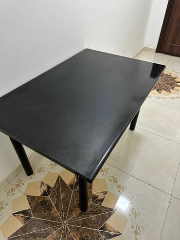 Mətbəx masası, İşlənmiş, Açılmayan, Dördbucaq masa lalafo.az -da Mətbəx masası, İşlənmiş, Açılmayan, Dördbucaq masa