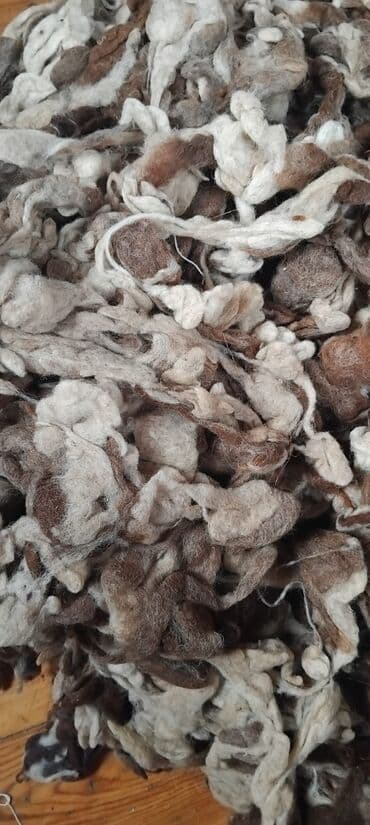 Yun döşək yunu 6kl var 1klosu 2m lalafo.az -da Yun döşək yunu 6kl var 1klosu 2m