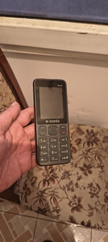 M-HORSE M125 düyməli telefon Xüsusiyyətlər: - Klassik dizayn, iri və lalafo.az -da M-HORSE M125 düyməli telefon Xüsusiyyətlər: - Klassik dizayn, iri və
