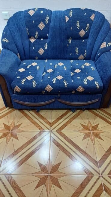 Divan, İşlənmiş, Açılan, Çatdırılma yoxdur lalafo.az -da Divan, İşlənmiş, Açılan, Çatdırılma yoxdur