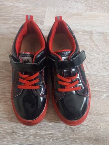 Skechers, Ölçü: 35, rəng - Qara, İşlənmiş lalafo.az -da Skechers, Ölçü: 35, rəng - Qara, İşlənmiş