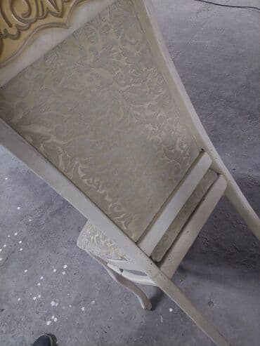 Qonaq otağı üçün, İşlənmiş, Qatlanmayan, rəng - Ağ Stul lalafo.az -da Qonaq otağı üçün, İşlənmiş, Qatlanmayan, rəng - Ağ Stul