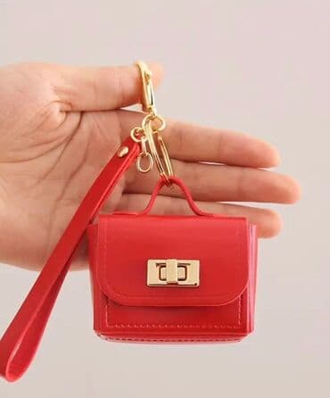 Aipods case qulaqliq qabi • Dizayn: Kiçik əl çantası formasında şıq lalafo.az -da Aipods case qulaqliq qabi • Dizayn: Kiçik əl çantası formasında şıq