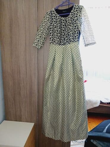 Yaxşı vəziyyətdədi bir dəfə geyinilib 200 manata alinib lalafo.az -da Yaxşı vəziyyətdədi bir dəfə geyinilib 200 manata alinib