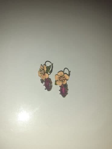 Цепочки: Bijuteriya sirğalar. Hər iki cütü cəmi 5azn. Unvan: Montin (catdirilma at lalafo.az — 2 Цепочки: Bijuteriya sirğalar. Hər iki cütü cəmi 5azn. Unvan: Montin (catdirilma — 2