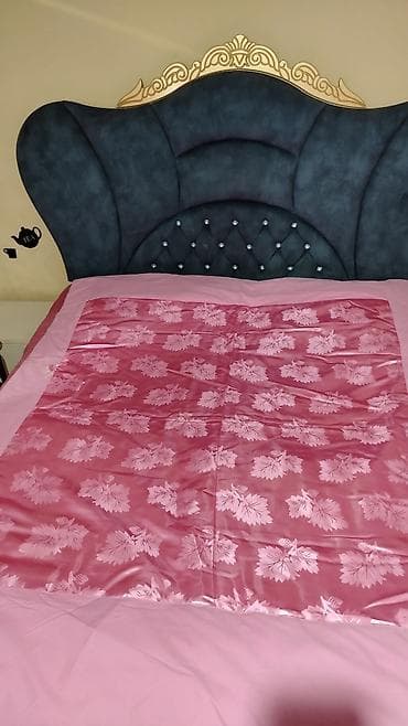 Yataq üçün Yeni Qaşlı rəng - Çəhrayı Yataq örtüyü lalafo.az -da Yataq üçün Yeni Qaşlı rəng - Çəhrayı Yataq örtüyü