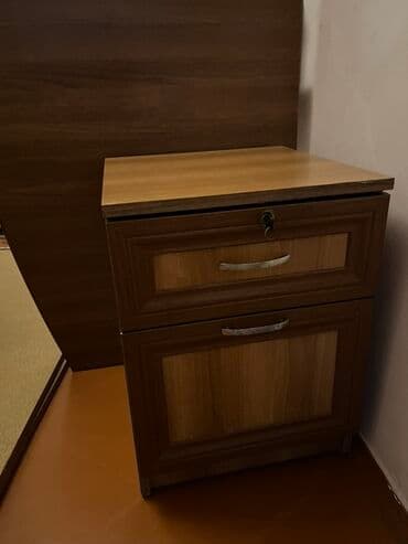 Ağac rəngində kompakt tumbə - Material: laminat/taxta görünüşlü MDF - lalafo.az -da Ağac rəngində kompakt tumbə - Material: laminat/taxta görünüşlü MDF -