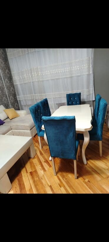 Qonaq otağı üçün, İşlənmiş, Dördbucaq masa, 6 stul lalafo.az -da Qonaq otağı üçün, İşlənmiş, Dördbucaq masa, 6 stul