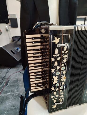 Akkordeon lalafo.az -da Akkordeon