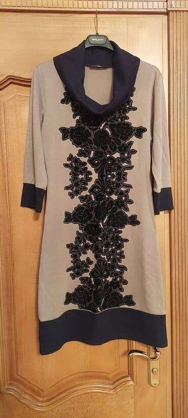 Paltar bir defe geyinilib,38-40 razmere gedir,15 azn lalafo.az -da Paltar bir defe geyinilib,38-40 razmere gedir,15 azn