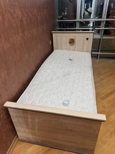 İşlənmiş, Təknəfərlik çarpayı, Matras ilə lalafo.az -da İşlənmiş, Təknəfərlik çarpayı, Matras ilə