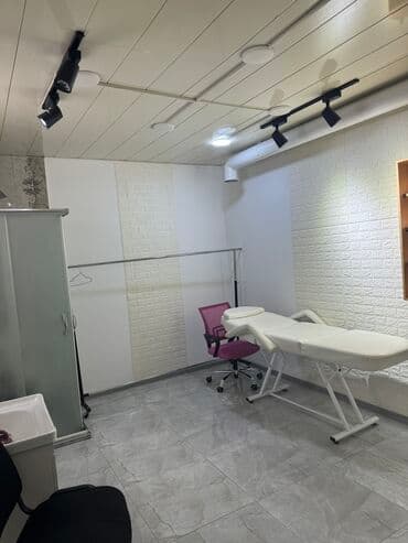 Otel və hostellər: Sahil metro girishi ilə üzbəüz 280 kv lalafo.az -da — 1 Otel və hostellər: Sahil metro girishi ilə üzbəüz 280 kv — 1