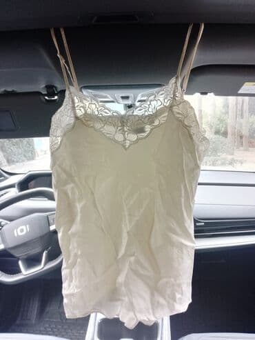 Zərif krujeva detallı qadın topu - Rəng: krem/şampan - Model: nazik lalafo.az -da Zərif krujeva detallı qadın topu - Rəng: krem/şampan - Model: nazik