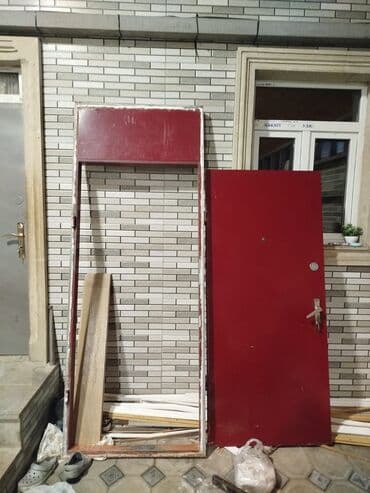Mənzil üçün İşlənmiş Giriş qapısı Glazok ilə, Zəmanətsiz, Ünvandan götürmə lalafo.az -da Mənzil üçün İşlənmiş Giriş qapısı Glazok ilə, Zəmanətsiz, Ünvandan götürmə