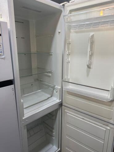 İşlənmiş 2 qapılı Midea Soyuducu Satılır, rəng - Ağ lalafo.az -da — 2 İşlənmiş 2 qapılı Midea Soyuducu Satılır, rəng - Ağ — 2