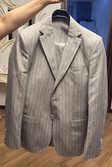 Yeni kostyumdur.Slim fit model FADUSS Brothers kişi kostyumu - Rəng lalafo.az -da Yeni kostyumdur.Slim fit model FADUSS Brothers kişi kostyumu - Rəng
