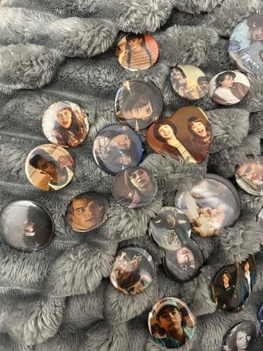 Значки по stranger things и tv girl. Каждый значок стоит по 50 копеек lalafo.az -da Значки по stranger things и tv girl. Каждый значок стоит по 50 копеек