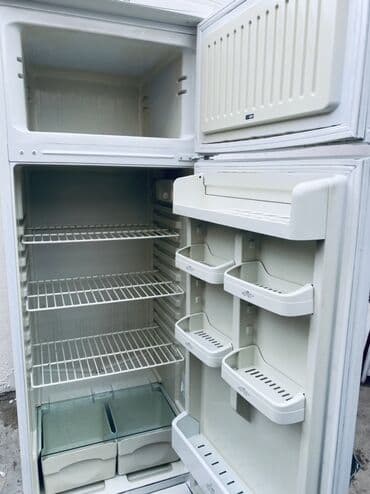 Сушилки для фруктов и овощей: Б/у 2 двери Stinol Холодильник Продажа, цвет - Белый at lalafo.az — 2 Сушилки для фруктов и овощей: Б/у 2 двери Stinol Холодильник Продажа, цвет - Белый — 2