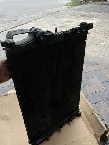 Məhsul: Avtomobil radiatoru – BEHR, Mercedes-Benz üçün Mənşə: Made in lalafo.az -da Məhsul: Avtomobil radiatoru – BEHR, Mercedes-Benz üçün Mənşə: Made in