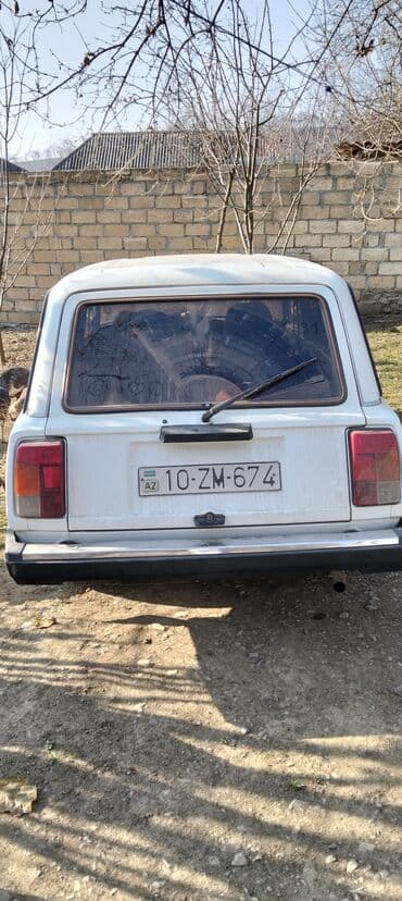 Model: Lada 2104 (universall) Rəng: ağ Kuzov: 5 qapılı universal lalafo.az -da Model: Lada 2104 (universall) Rəng: ağ Kuzov: 5 qapılı universal